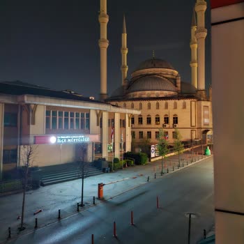 Ümraniye'de Aydınlatma Sorunu: 15 Gündür Çözüm Bekliyoruz