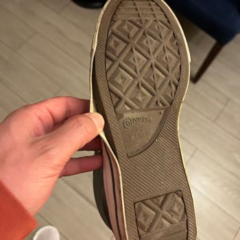 Converse Ayakkabıda Beklenmedik Taban Açılması