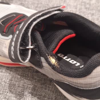 Kaliteli Ayakkabı Hayal Kırıklığı: Lotto'dan Beklenmedik Açılmalar