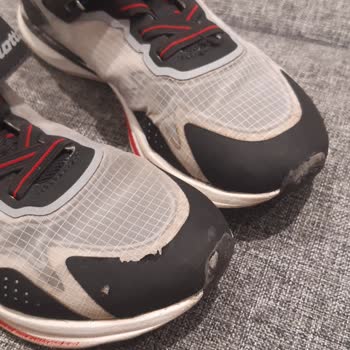 Kaliteli Ayakkabı Hayal Kırıklığı: Lotto'dan Beklenmedik Açılmalar