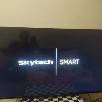 Skytech TV Açılmıyor Ve Smart Ekranında Takılı Kalıyor