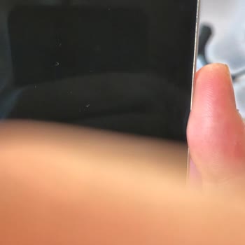 Samsung Telefon S25 Ultra'nın Ekran Sorunu: Hayal Kırıklığı