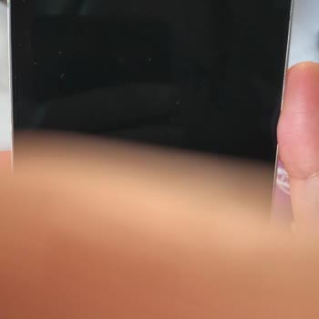 Samsung Telefon S25 Ultra'nın Ekran Sorunu: Hayal Kırıklığı