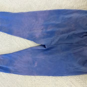 Zeero Kıyafetleri Kullanılamaz Hale Getirdi!