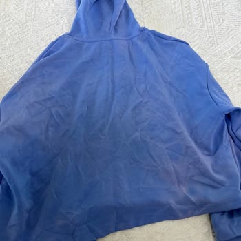 Zeero Kıyafetleri Kullanılamaz Hale Getirdi!