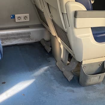 Trenlerde Hijyen Sorunu: Acil Temizlik Gerekiyor