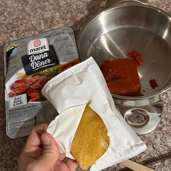 Maret Dana Döner Sos Skandalı