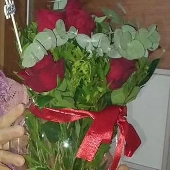 Yanıltıcı Görsel Ve Kalitesiz Çiçek Aranjmanı Şikayeti