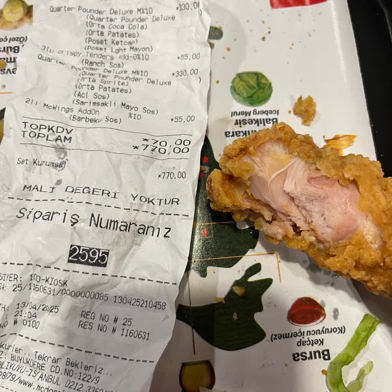 McDonald's Restoranında Çiğ Tavuk Şoku