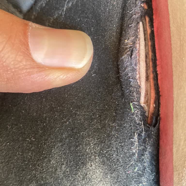 Armani Exchange Ayakkabı Sorunu: Kullanıcı Hatası Mı, Ürün Kusuru Mu?