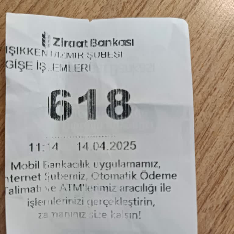 Ziraat Bankası Işıkkent Şubesi'nde Uzun Sıra Çilesi