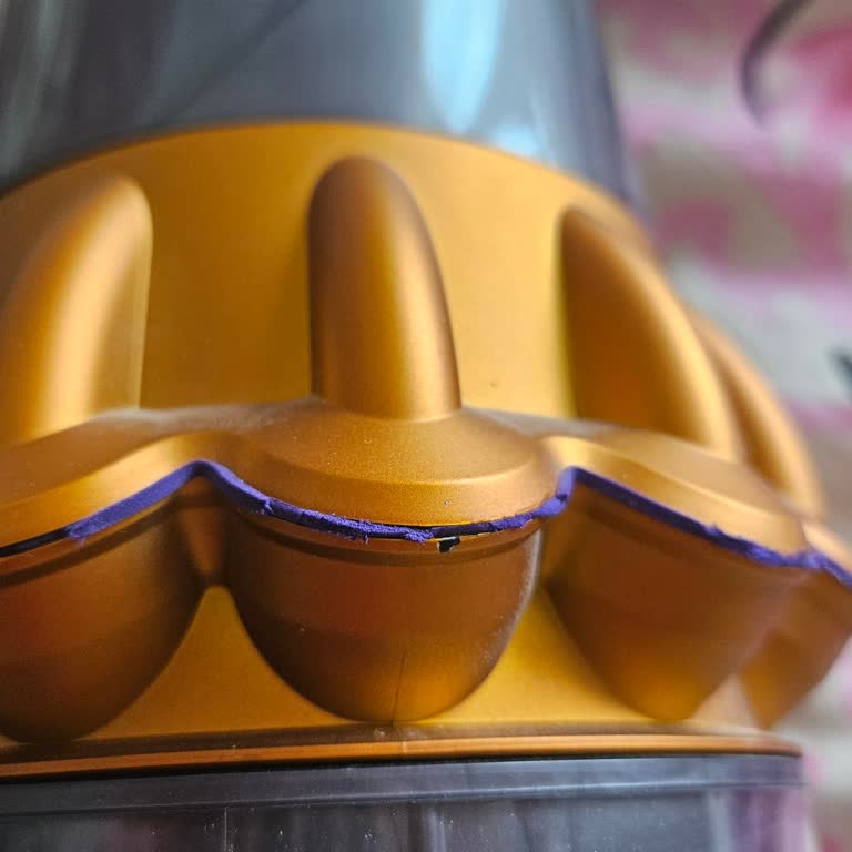 Dyson V15 Süpürge: Kronik Sorunlar Ve Müşteri Hizmetleri Hayal Kırıklığı