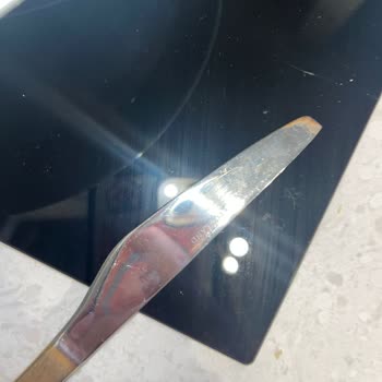 Paslanmaz Çatal Bıçak Takımında Pas Ve Leke Sorunu