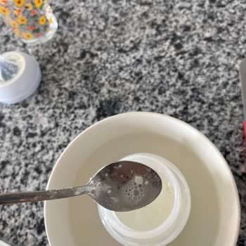 Bebelac Gold 1 Bebek Mamasındaki Tuhaflık ve Kusma Problemi