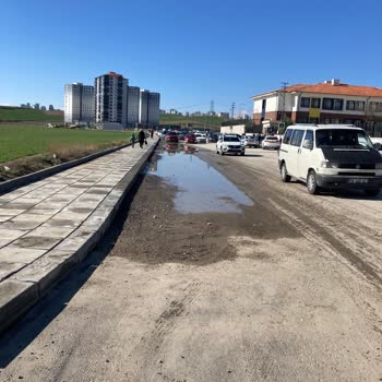 Ankara Büyükşehir Belediyesi Kusurlu Asfaltın Yol Açtığı Sorun