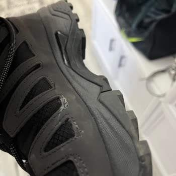 Sportive Mağazasından Alınan Botlarda Beklenmedik Beyazlık Sorunu Ve İade Reddi