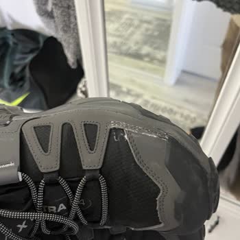 Sportive Mağazasından Alınan Botlarda Beklenmedik Beyazlık Sorunu Ve İade Reddi