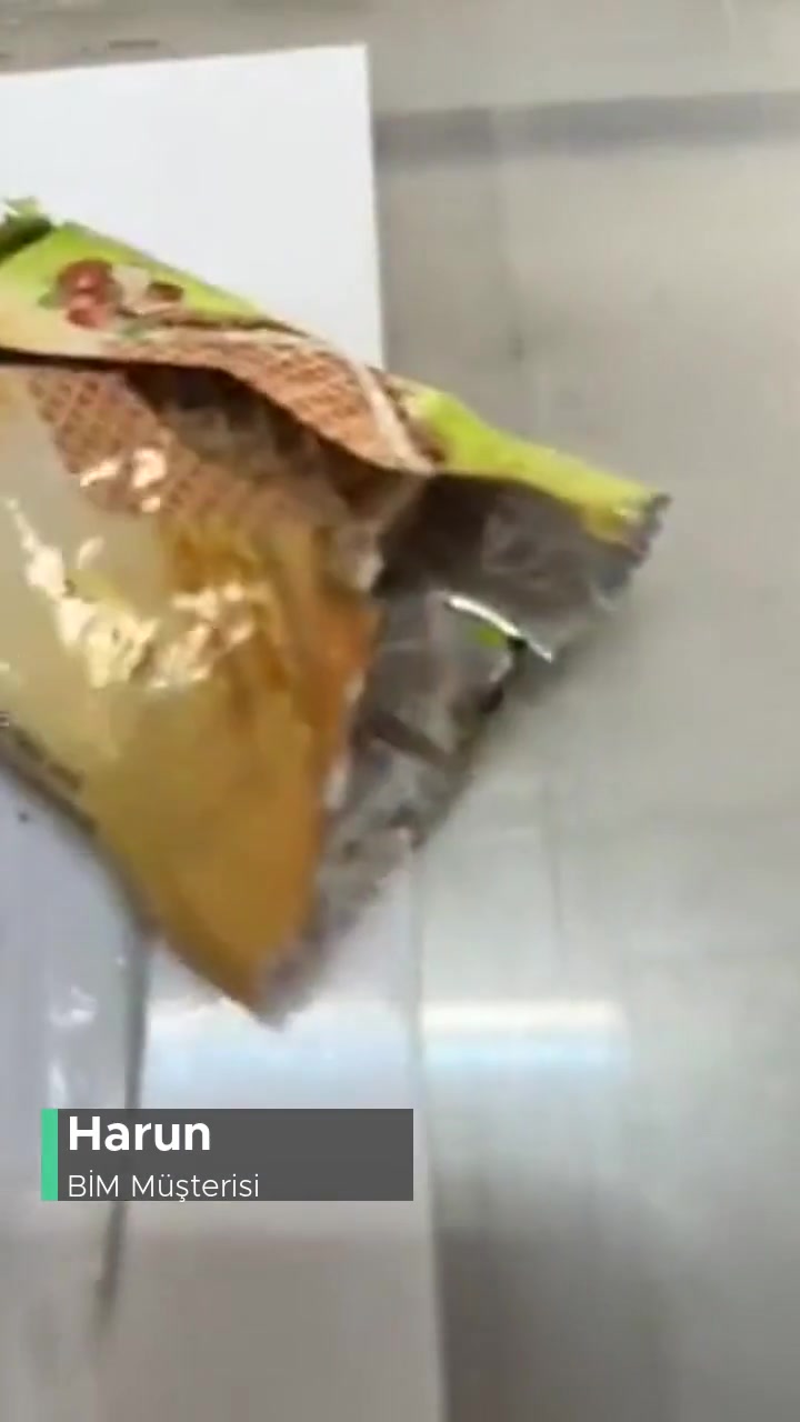 BİM Centro Gofret Paket İçinden Sorunlu! videonun kapak resmi