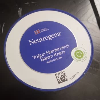 Neutrogena Krem Cildimde Soyulma Sorunu Yaratıyor