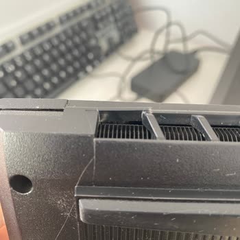 PTT Kargo İle Taşınan Laptopun Hasar Görmesi Ve Müşteri Mağduriyeti