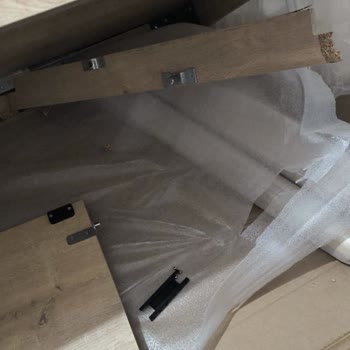 Kırık Masa Ve Yetersiz Müşteri Hizmeti Kabusu