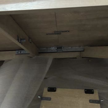 Kırık Masa Ve Yetersiz Müşteri Hizmeti Kabusu