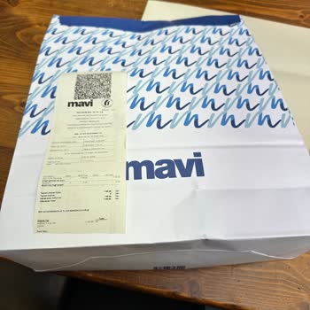 Mavi'de Değişim Fişi Krizi Ve İlgisiz Müdür