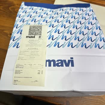 Mavi'de Değişim Fişi Krizi Ve İlgisiz Müdür