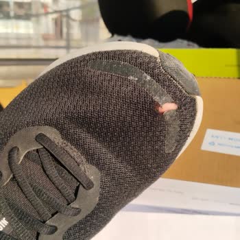 Nike Ayakkabımın Garanti Sürecinde Hayal Kırıklığı