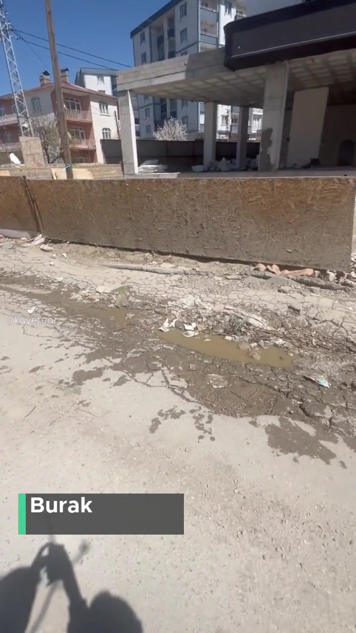 2 Yıldır Yollar Böyle Allah'tan Merkezde Oturuyoruz! videonun kapak resmi