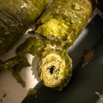 Fıstık Sarma Yerine Hamur Şoku