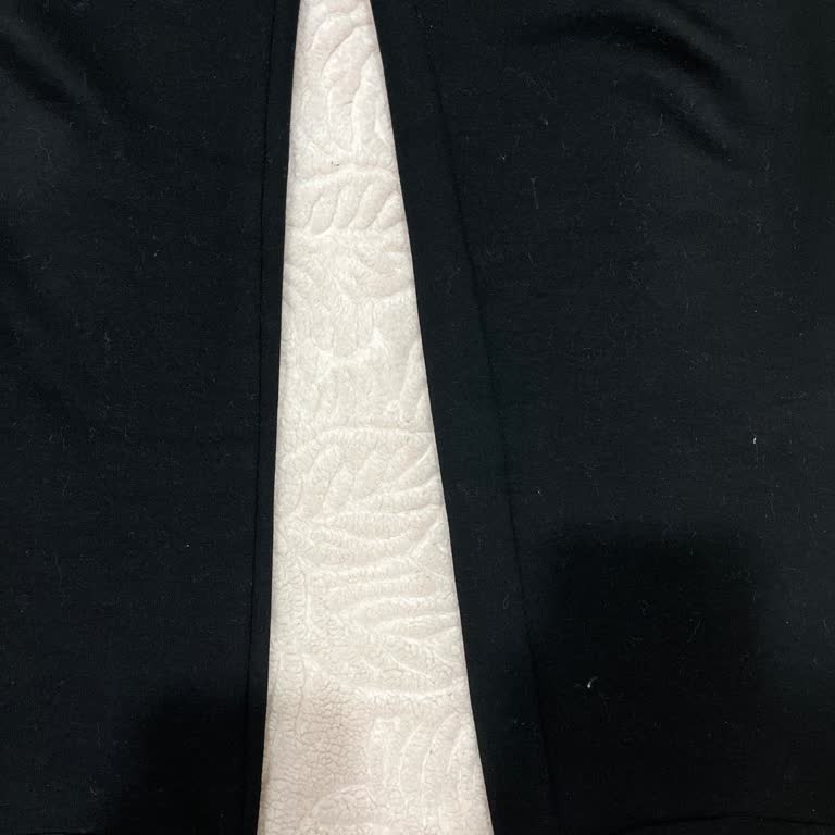 LCW Eşofman Altında Dikiş Problemi Ve Diz İzi Sorunu