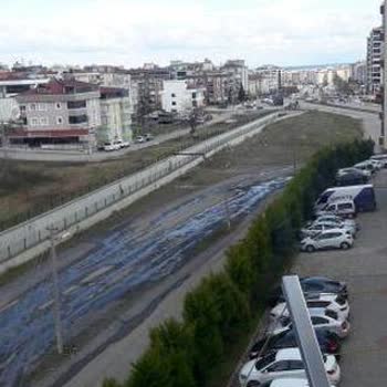 Yol Sorununa Çözüm Bekleyen Mahalle