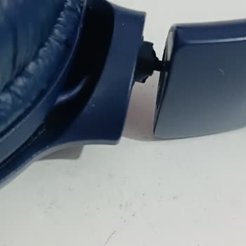 JBL Kulaklık Kendi Kendine Kırıldı: Kullanıcı Hatası Değil