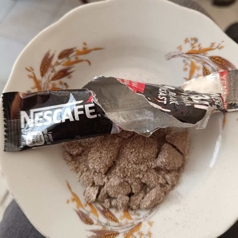 Nescafe 3'ü 1 Arada Paketlerinde Nemlenme Sorunu