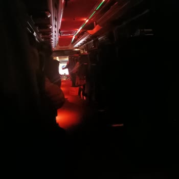 Mazot Kokusu Ve Eski Araçlarla Zor Yolculuk