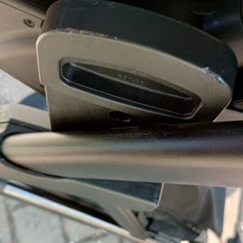 Bebek Arabam Kırık Ve Çizik Teslim Edildi!