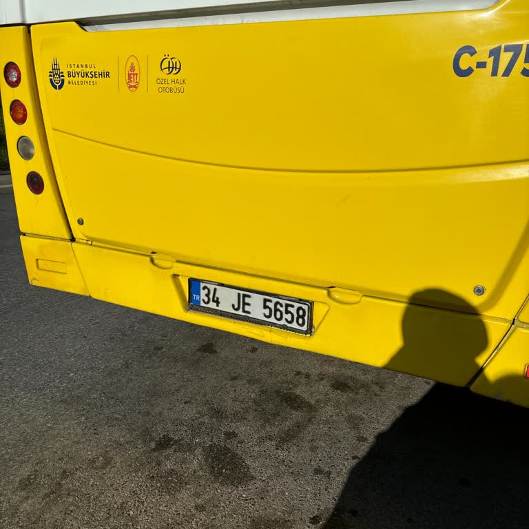 İETT Sefer Saatlerine Uymuyor, İşe Geç Kalıyoruz