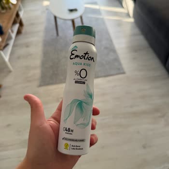 Deodorantın Kapalı Kapağına Rağmen Sızıntı Ve Yoğun Koku Sorunu