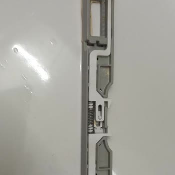 Kırılan Parça Kullanımımızı Engelliyor