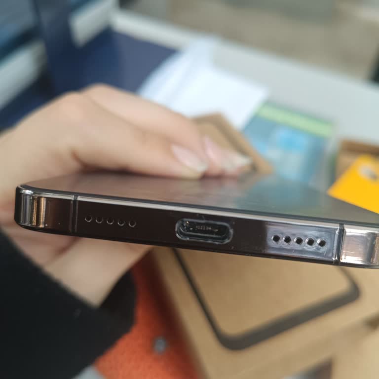 Reeder Yeni Telefonumun Şarj Sorunu Ve Müşteri Hizmetleri Deneyimi