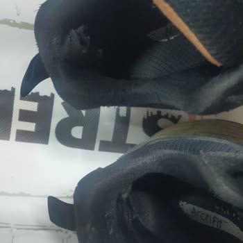Skechers Ayakkabıda Erken Deformasyon Sorunu