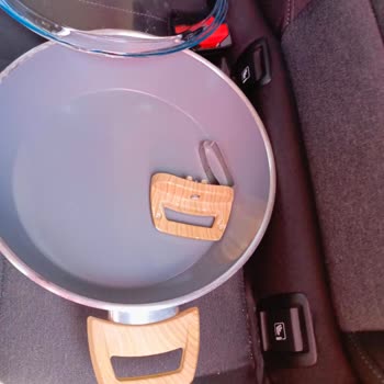 Karaca Züccaciye Refika Birgül Swiss Crystal Tava Ve Tencere Şikayeti