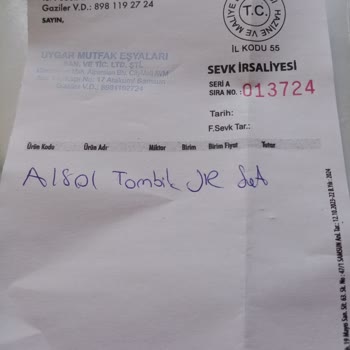 Çelik Tencere Seti Yemekleri Yapıştırıyor