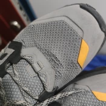 Aldığım Adidas Ayakkabılarda Açılma Ve Deformasyon Sorunu