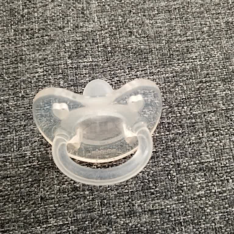 Çiko Süt Sağma Makinesi Ve Emzik Hayal Kırıklığı