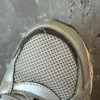 Ayakkabının Dikiş Problemi Ve Yetersiz Müşteri Hizmeti