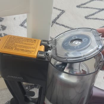 I Regret Buying the LG CordZero Vacuum—Dust Lid Broke in Under a Year