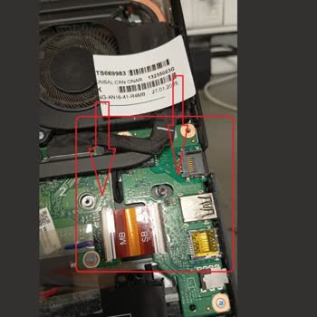 Acer Servisinde Yaşanan Anakart Sorunu