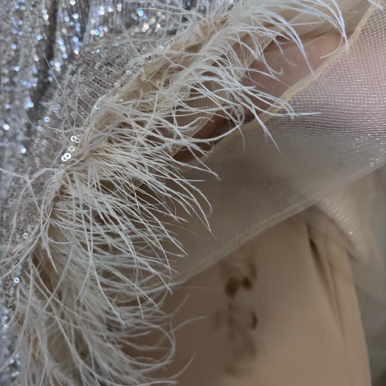 Yanık Elbise Ve Kargolama Sorunları